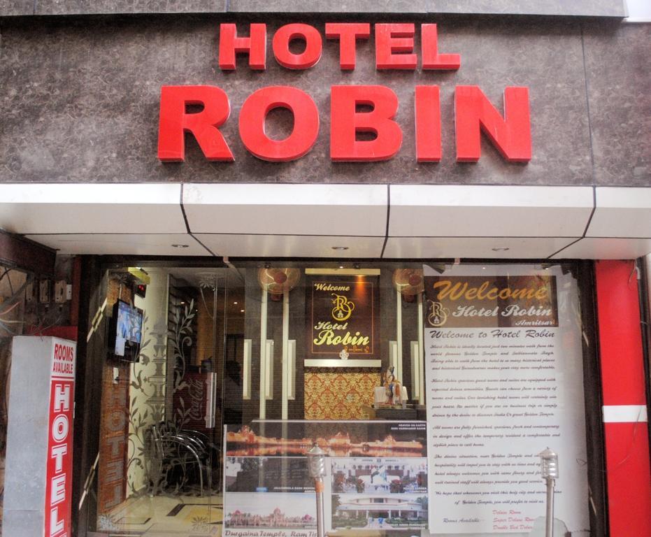 Hotel Robin Amritsar Exteriör bild